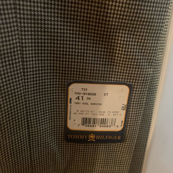 TOMMY HILFIGER PLAID SUIT. - Picture 8 of 11